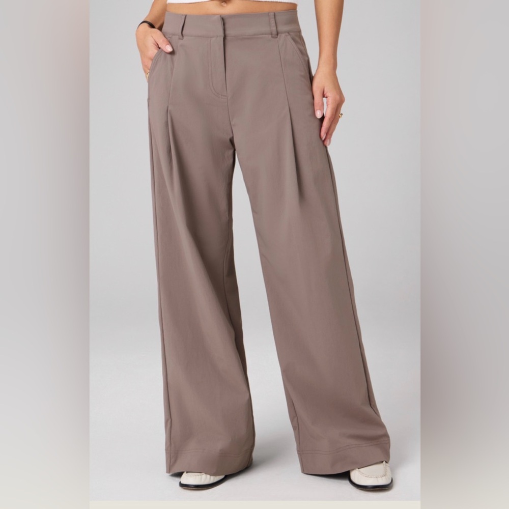 Fabletics Wide Leg Pants in Taupe
